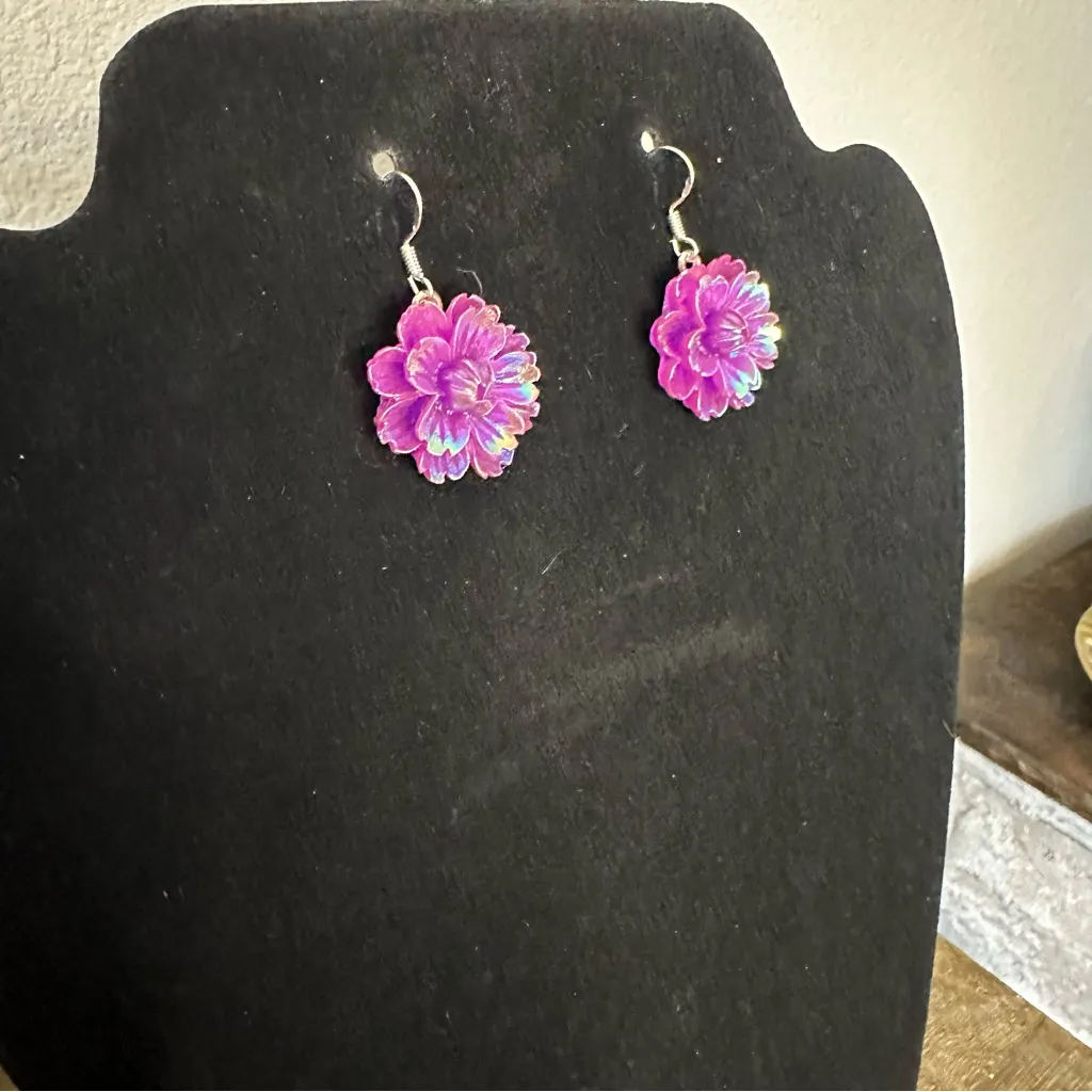 Purple Hawaiian Flower Earrings - Image 3