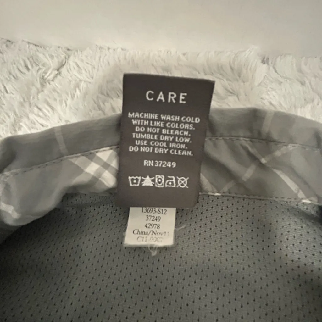 REI Gray Plaid Women's Button Down Hiking Shirt Size L - Image 8