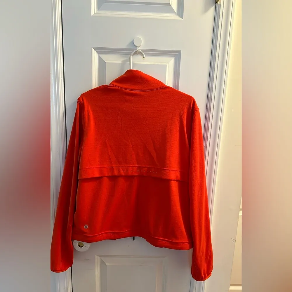 Lululemon  Ventilating UV Protection Running Jacket SOLAR ORANGE - Image 4