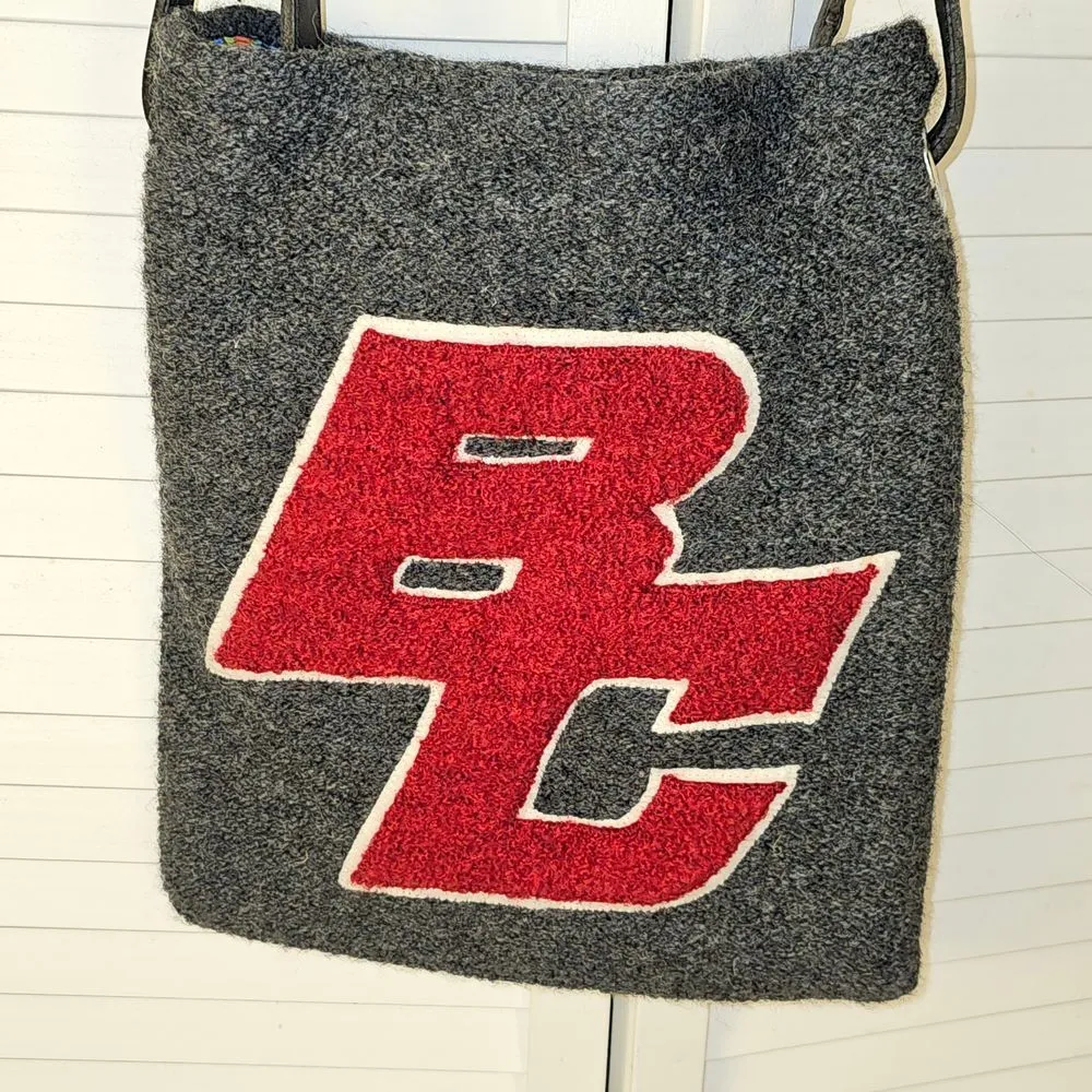 Wool You Be Mine Womens Gray Boston College Purse Crossbody‎ Bag - Image 2