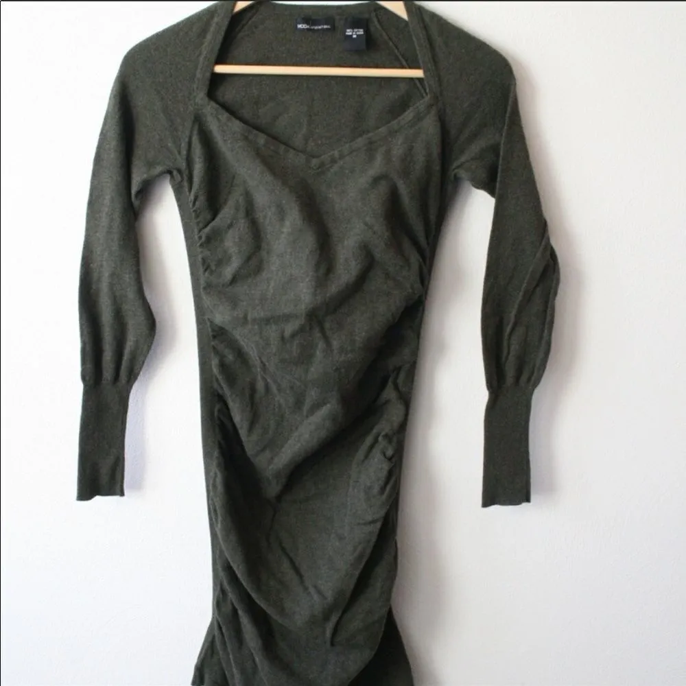 ✨HP✨Moda International Ruched Sweater Dress✨ Green Size M - Image 4