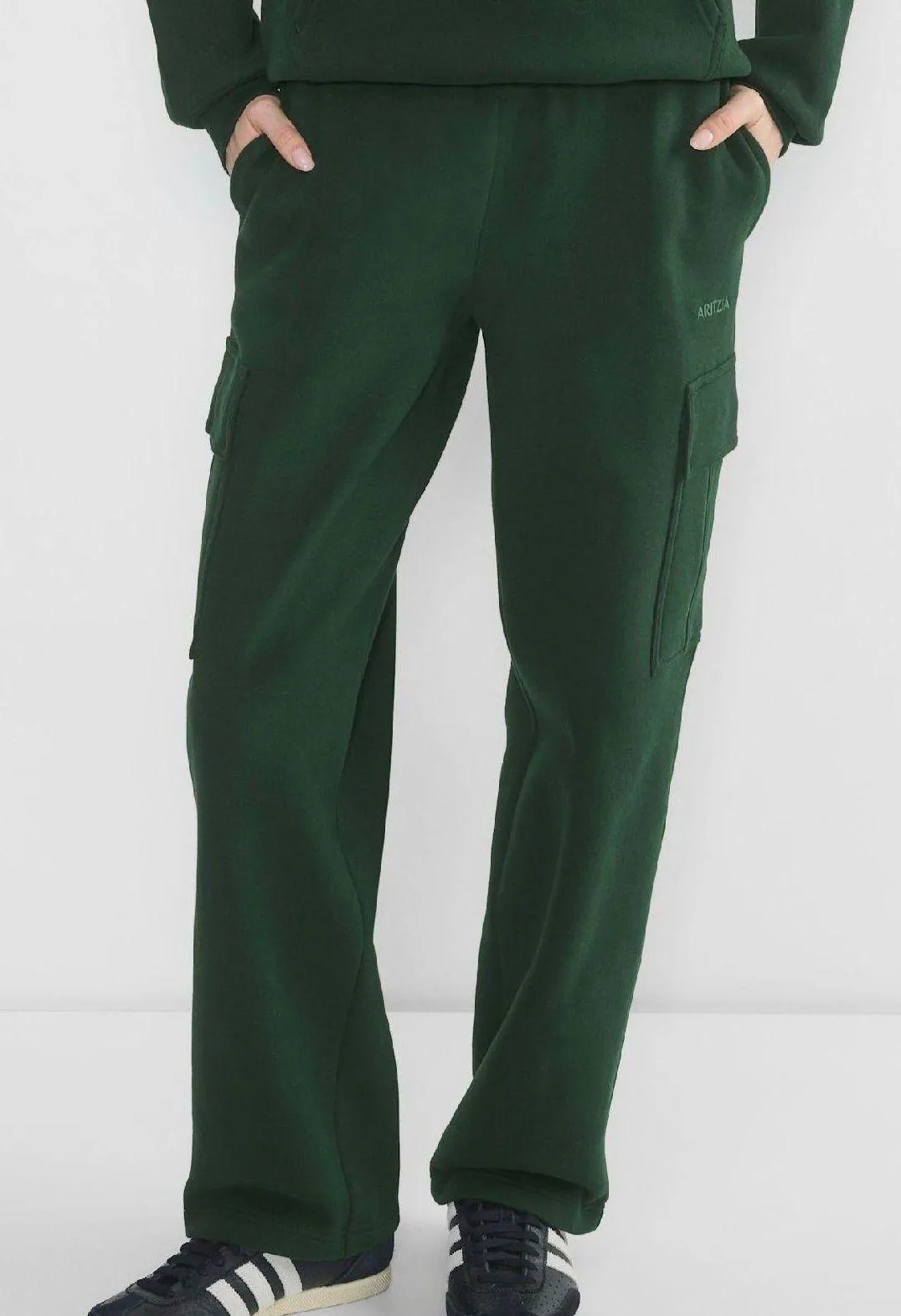 sweatfleece mega cargo sweatpants - Image 4