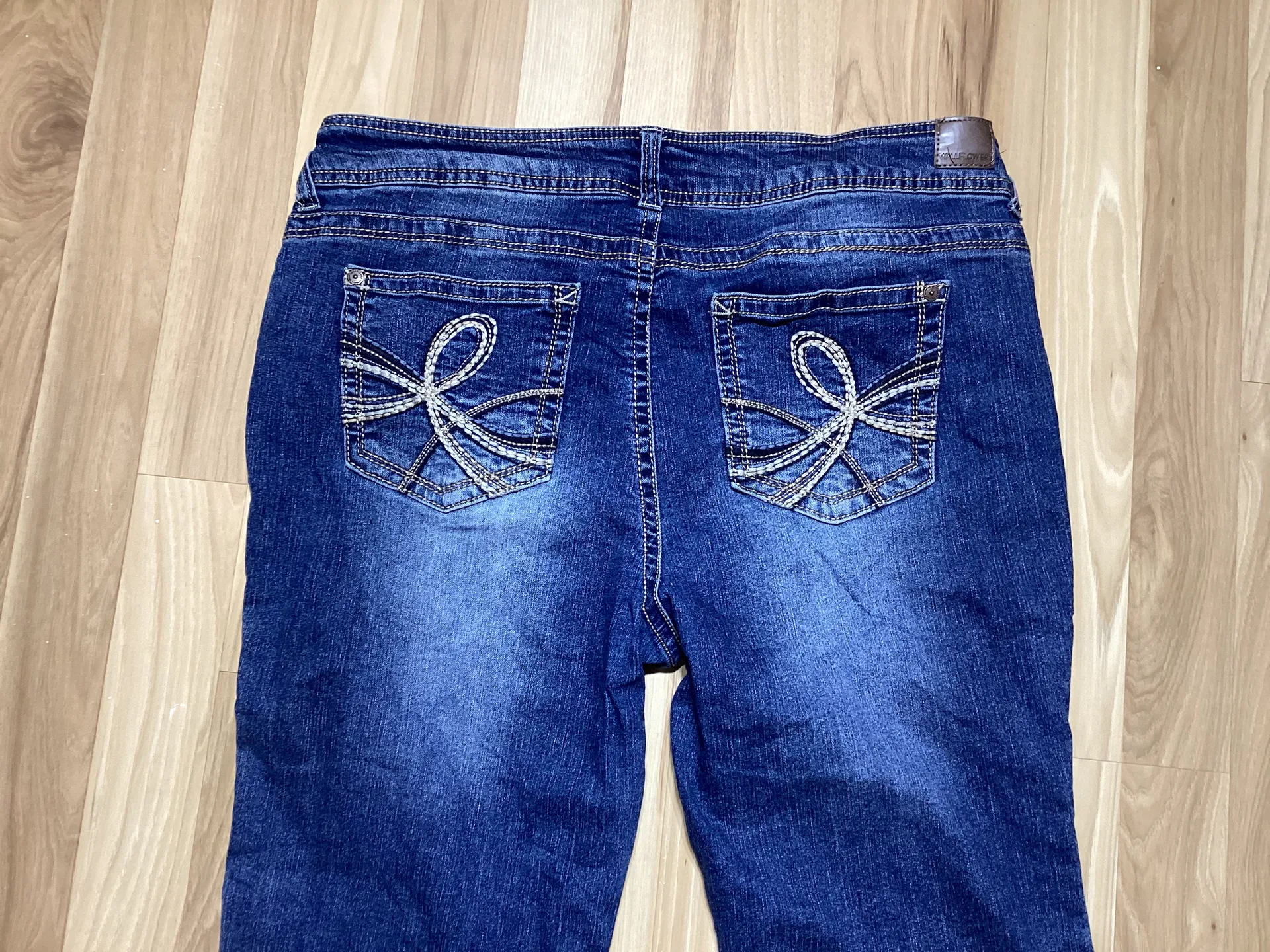 Curvy Bootcut Jeans 15 Regular - Twinkle - Image 6