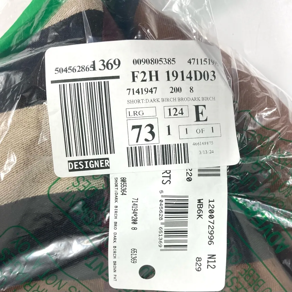 Burberry Rosalie Kissing Check Jacquard Wool Shorts 8 US 10 UK Chevron Check NEW - Image 10