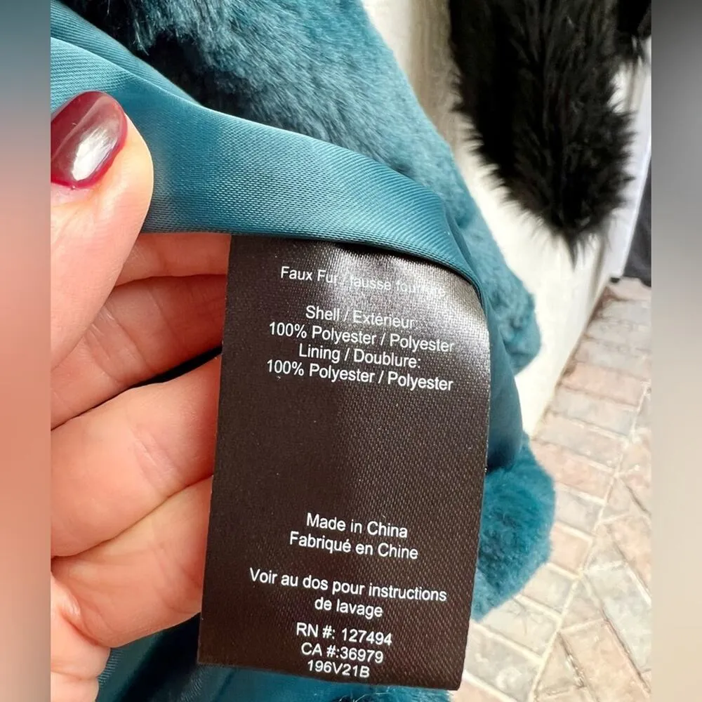 Heartloom Ava faux vegan fur jacket sapphire blue small New with tags - Image 9