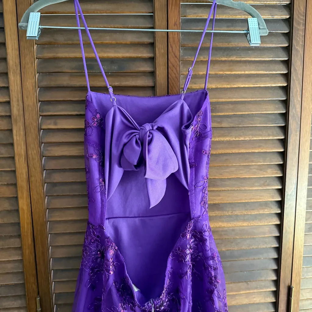 Purple Floral Embroidered Dress Lucy in the sky - Image 3