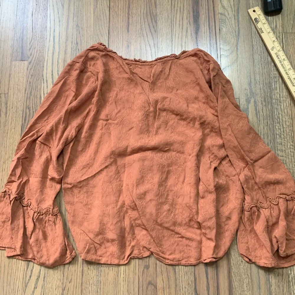 Saltwater luxe blouse small - Image 8