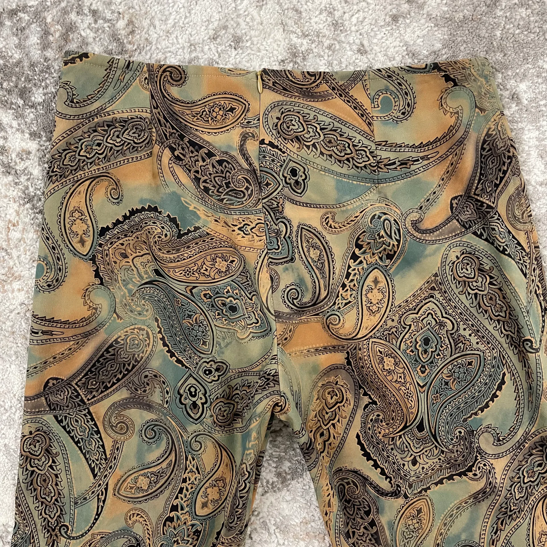 TALUSA ROSE Vintage 90s Tan Blue Paisley Dropped Waist Low Rise Wide Leg Pants Multiple - Image 7