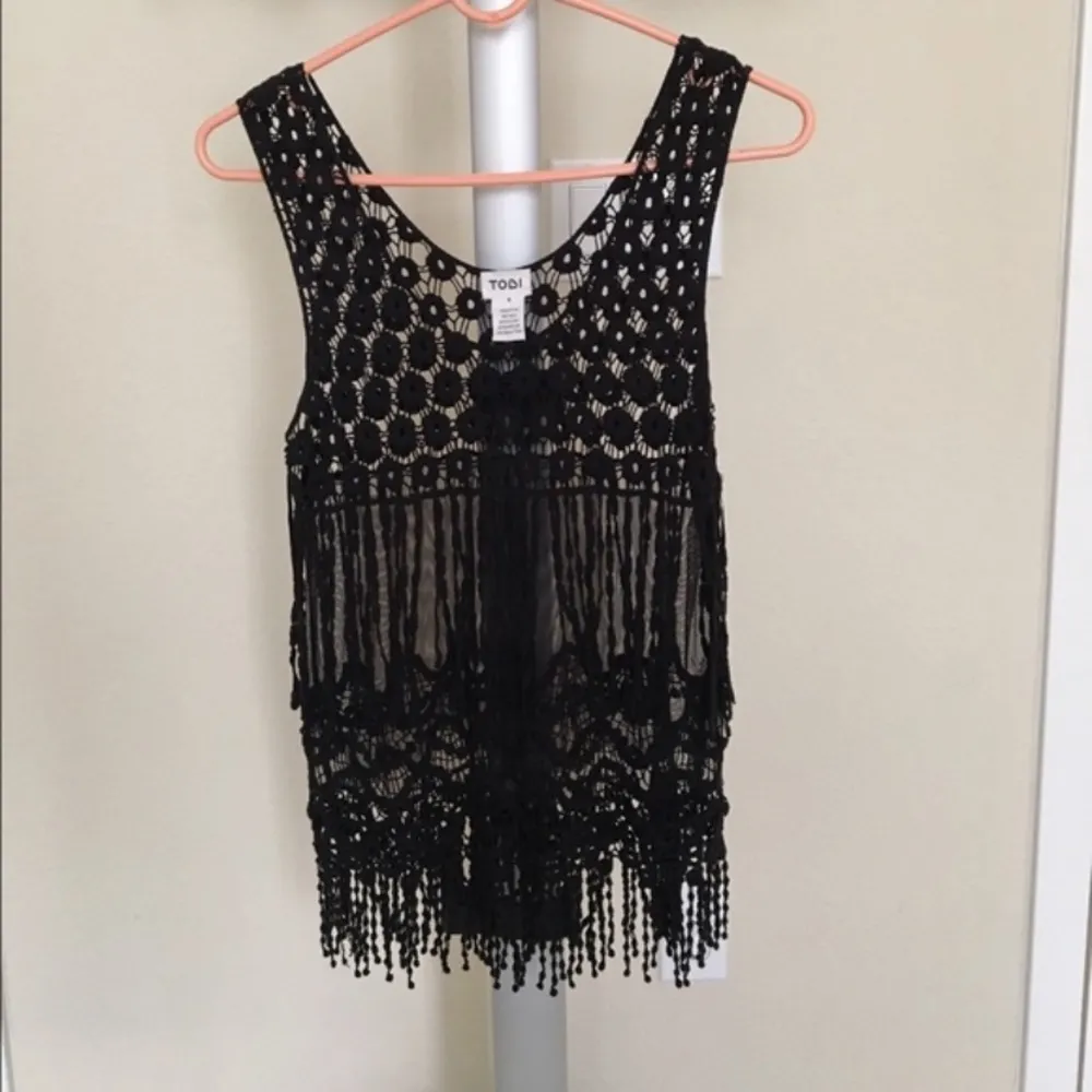 Tobi black fringe crochet tank top - Image 3