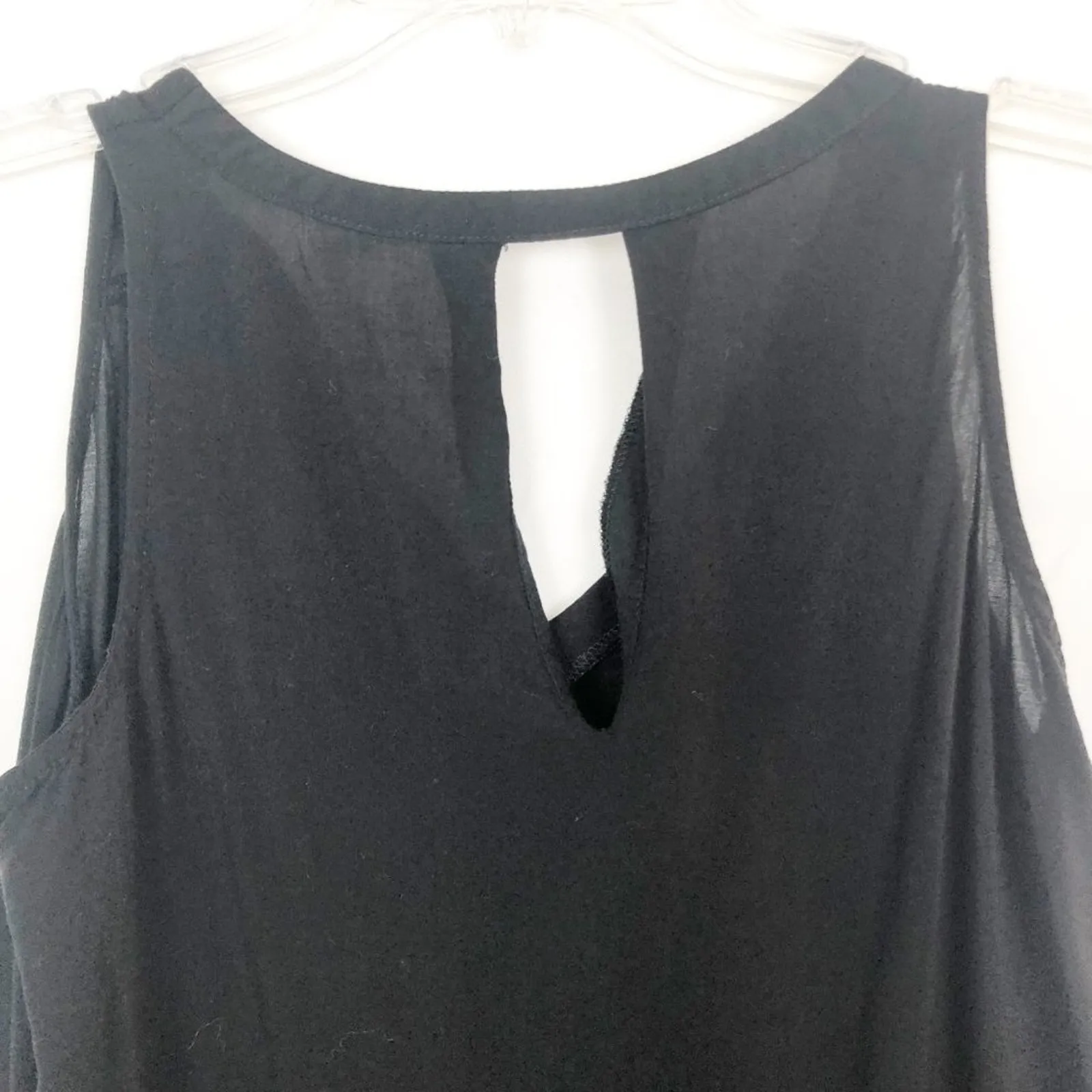 Old Navy I Sleeveless High Low V-Neck Black Top - Image 6
