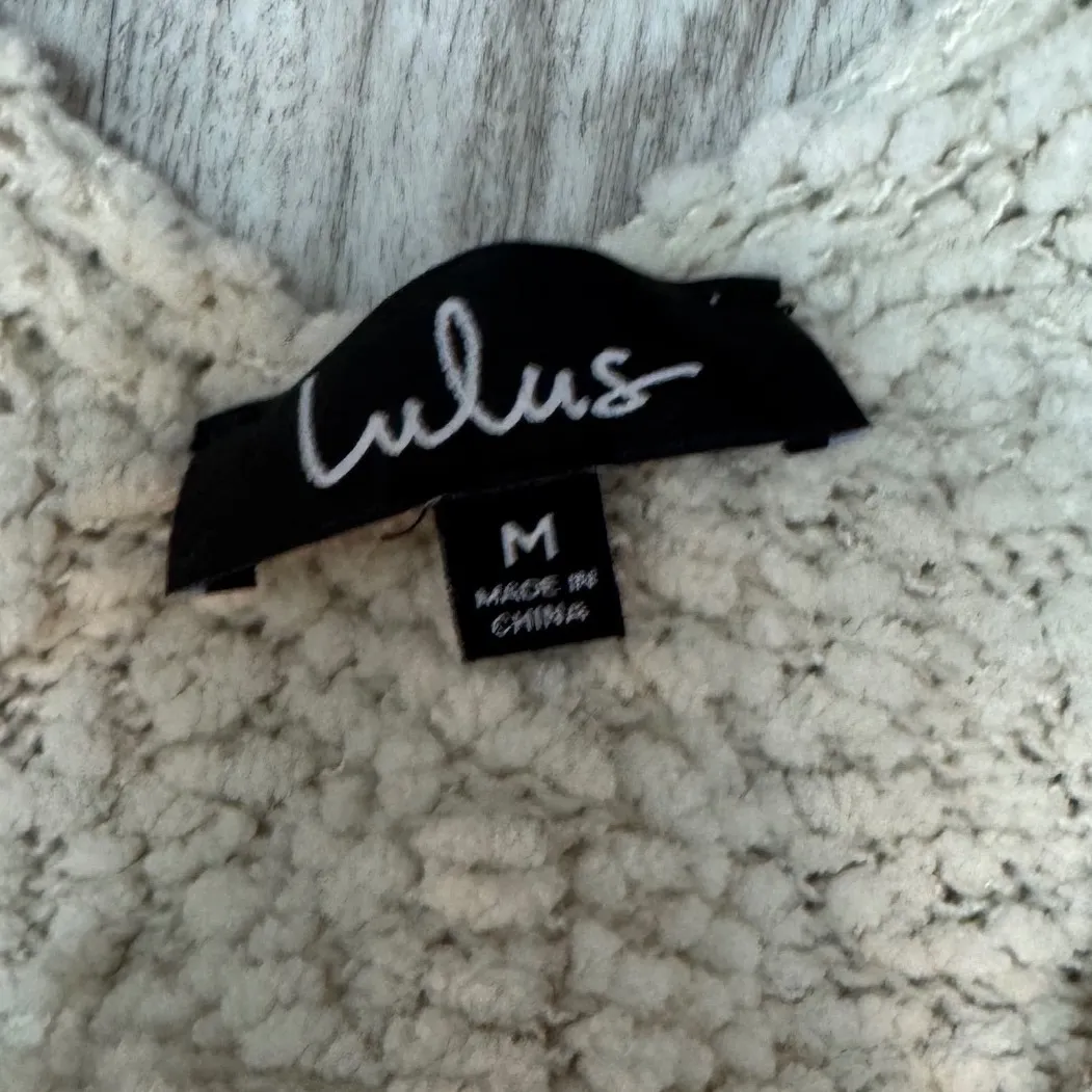 Lulus Cream Knit Sweater Womens Medium Long‎ Sleeve V Neck Twist Back - Image 4