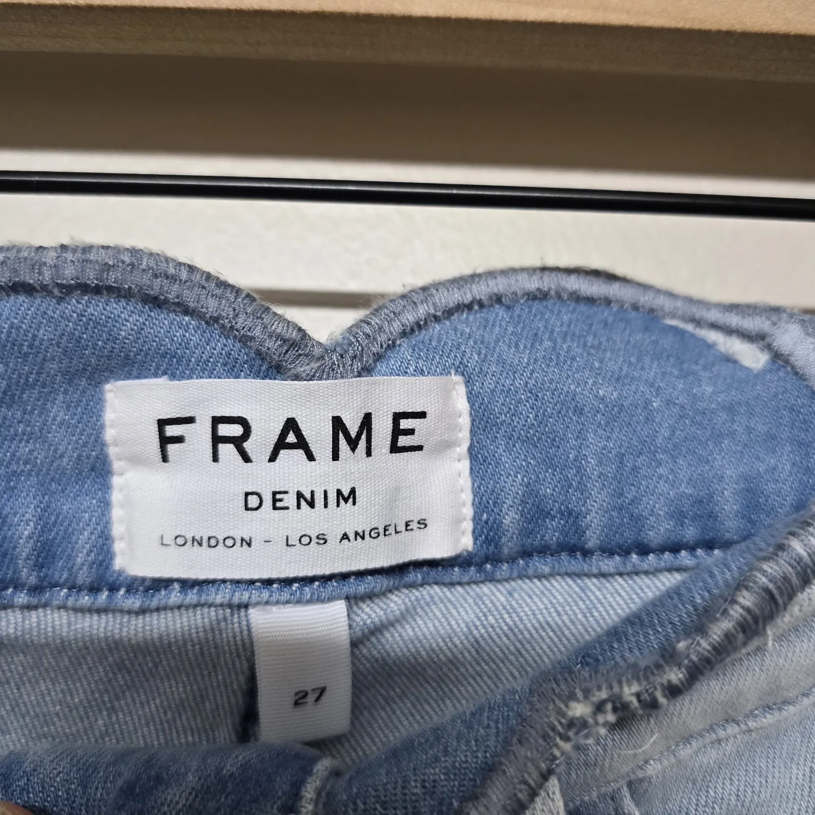 Frame Wright Jean‎ Shorts Womens Size 25 Scalloped Waist Light Wash - Image 5