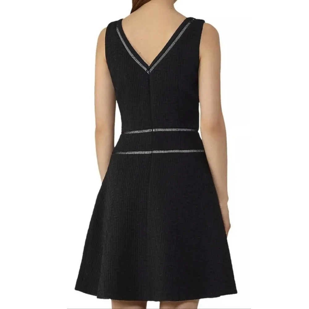 Reiss Nelly Textured A-line Sleeveless V-neck Dress Black Midi Cocktail Size 6 - Image 2