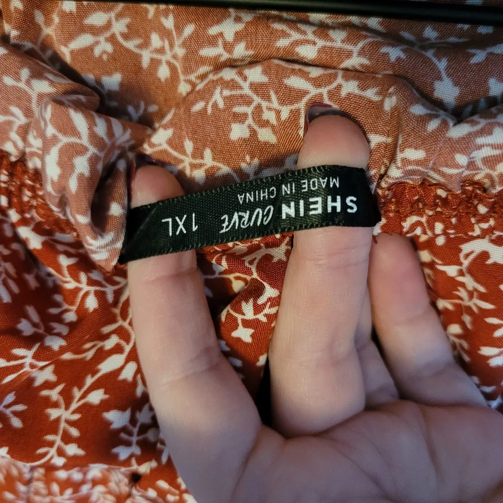 Shein Curve Red Floral Strapless Romper - Image 5