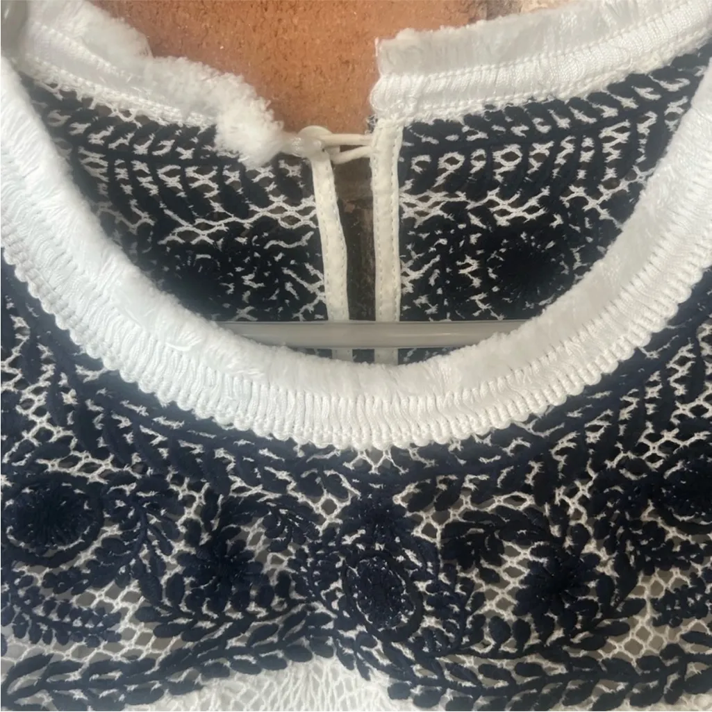 Sea New York White and Navy Lace Top Size 4 - Image 6