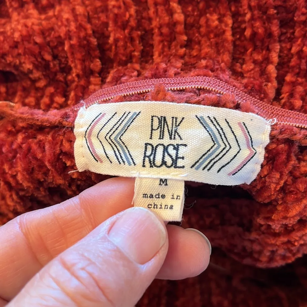 Cozy Rich Chenille Plush Cowl Neck Sweater Womens Medium Rust - Image 9