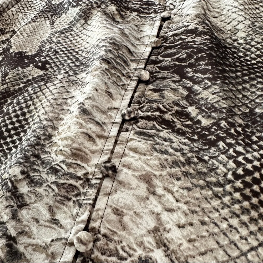 Philosophy Snakeskin Print Button Front Blouse - Size S - Image 8