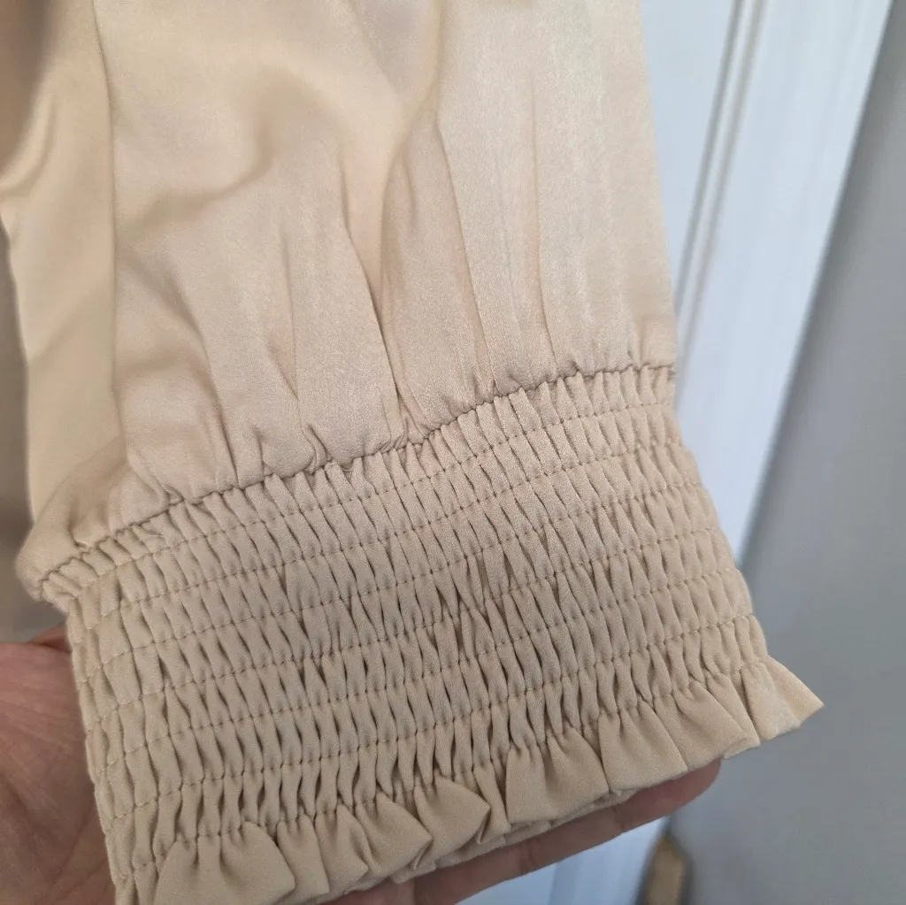 ODDY Plus Silk Blouse Size 3xl Smocked Sleeve Button Up Preppy Cream Feminine Brown - Image 7