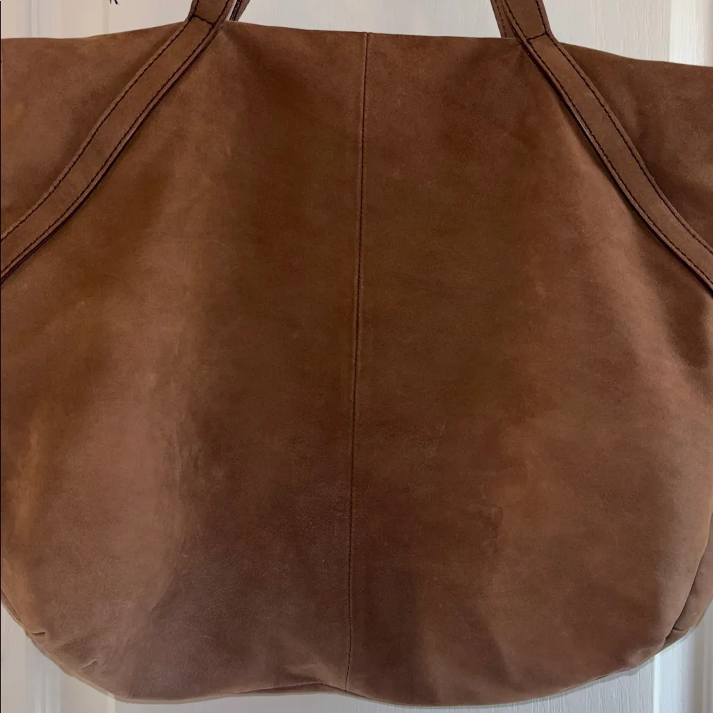 MANDARINA DUCK BROWN SUEDE SHOULDER BAG ZIP CLOSURE PRELOVED VERY CLEAN INSIDE - Image 4