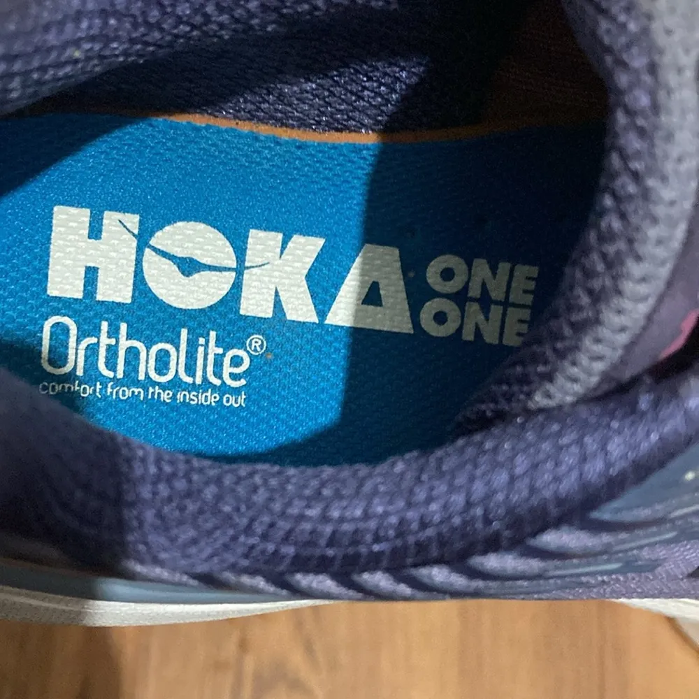 Hoka One One Women’s Size 9.5 Clifton 5 Marlin/Blue Ribb Running Sneakers - Image 3