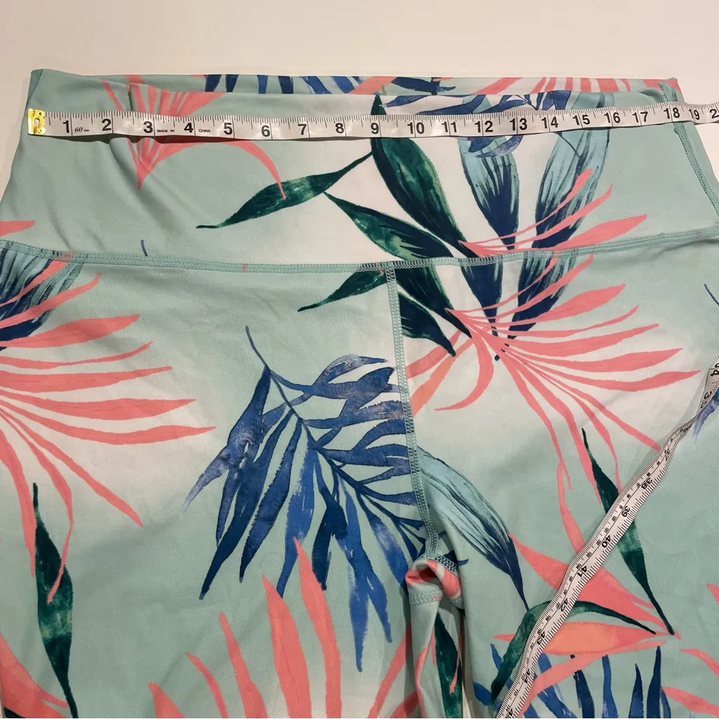 Reel Legends Elite Comfort Leggings size 1X tropical design above the ankle Green - Image 7