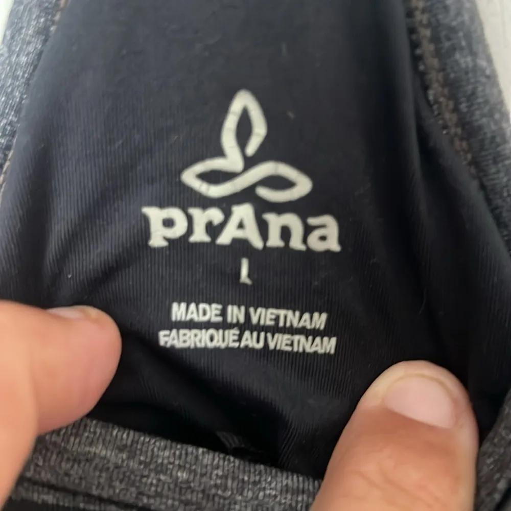 Prana Alois Gray Blue Padded Racerback Athletic Tank Top Women's Sz Large 🕶️ - Image 3