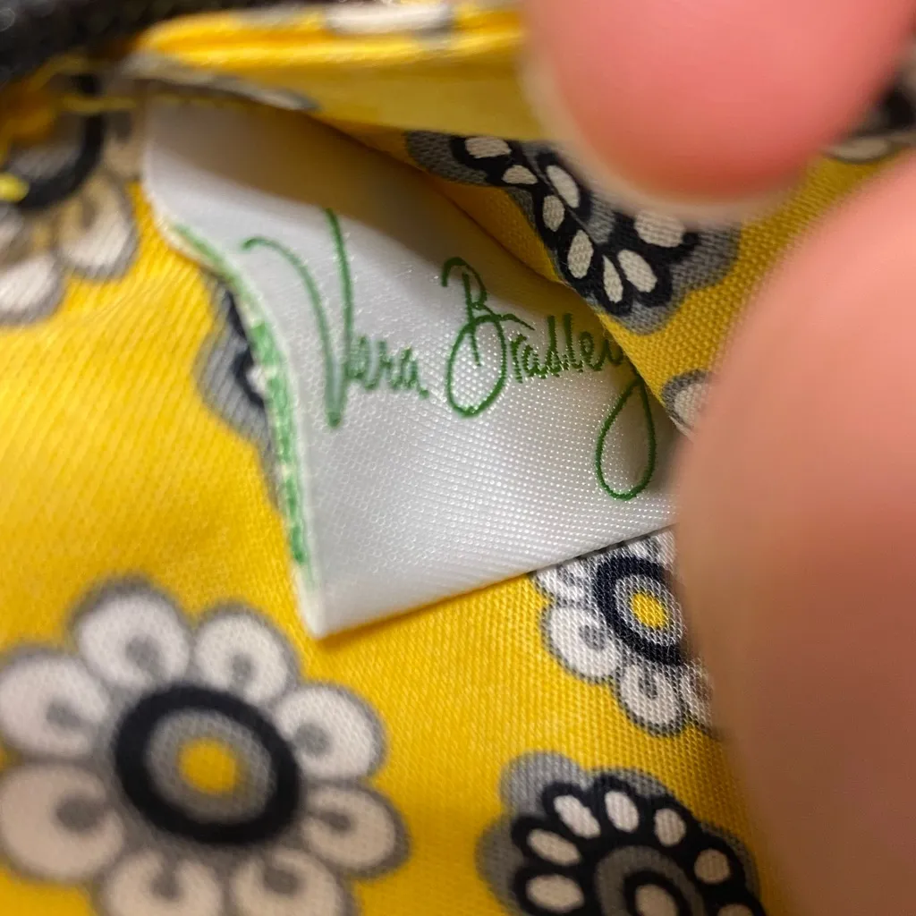 Vera Bradley ‘Yellow Bird’ Compact Wristlet Wallet EUC - Image 7
