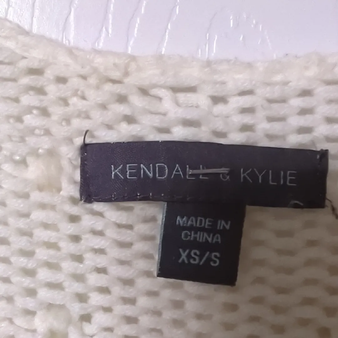 Kendall & Kylie Cream Fringe Sweater size XS0S - Image 6