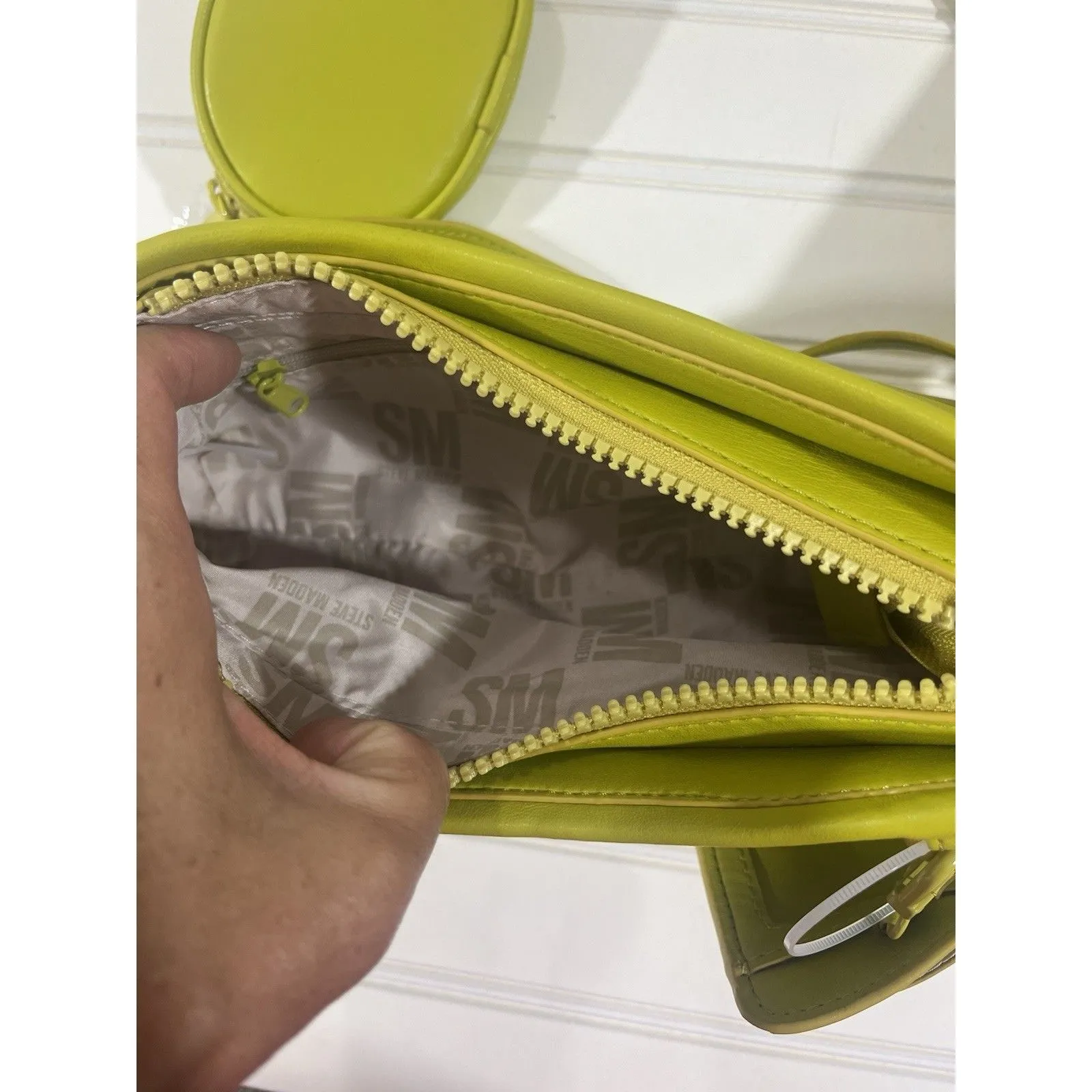 Steve Madden BZOIA Crossbody Bag AirlPod/Coin Pouch & ID Cards Holder NWT - Image 6