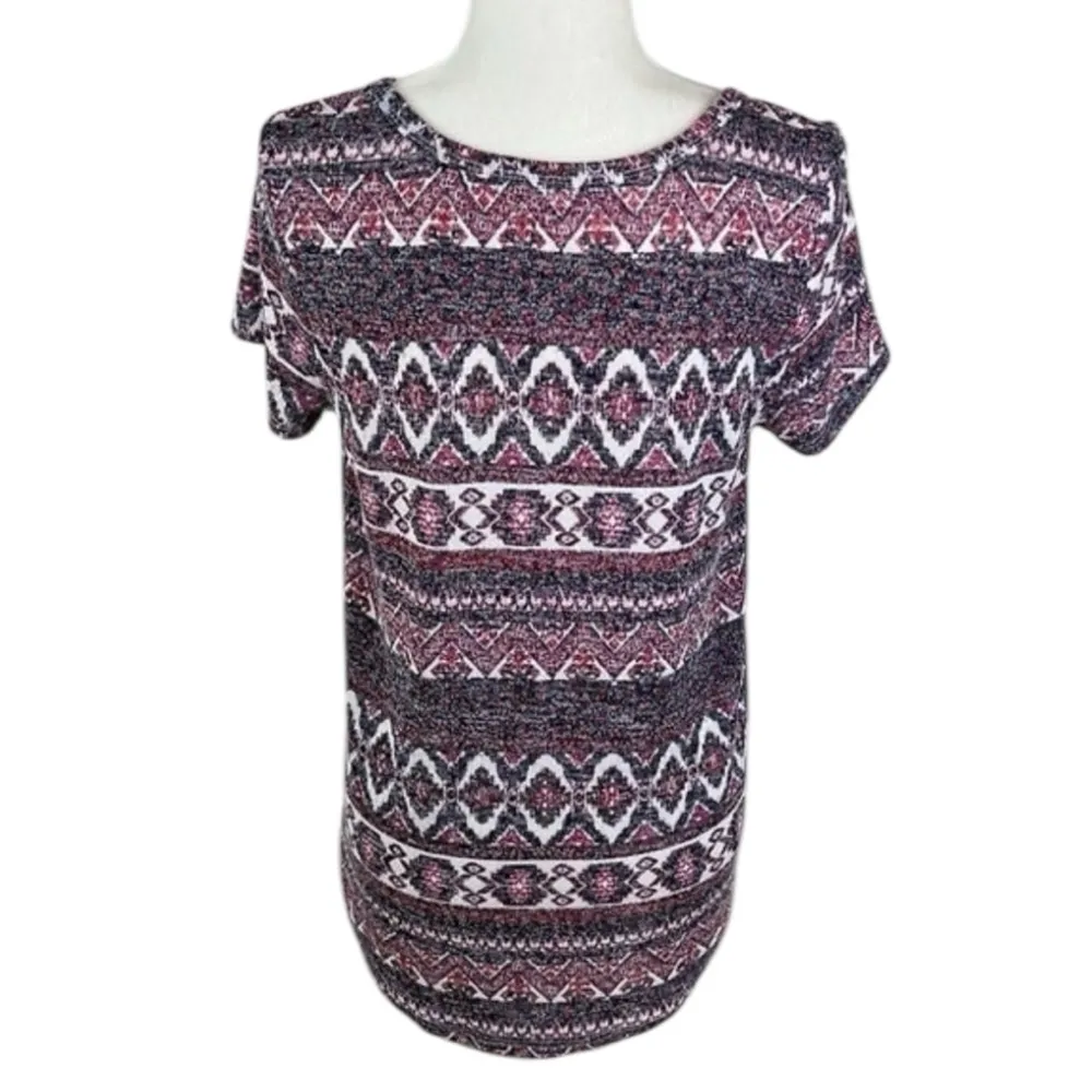 Absolutely Famous Aztec Print Short Sleeve Top Size M - Image 4