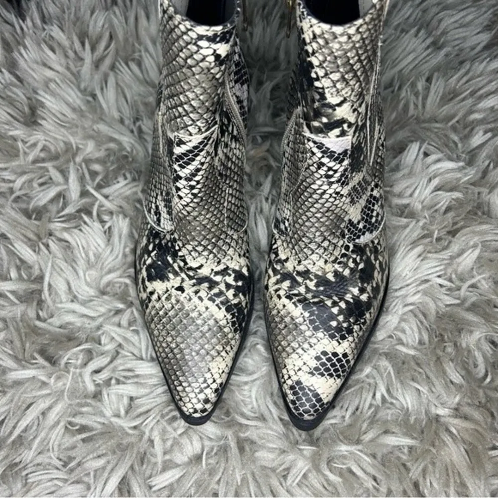Blondo Waterproof leather snake print block heel booties size 7.5 - Image 3