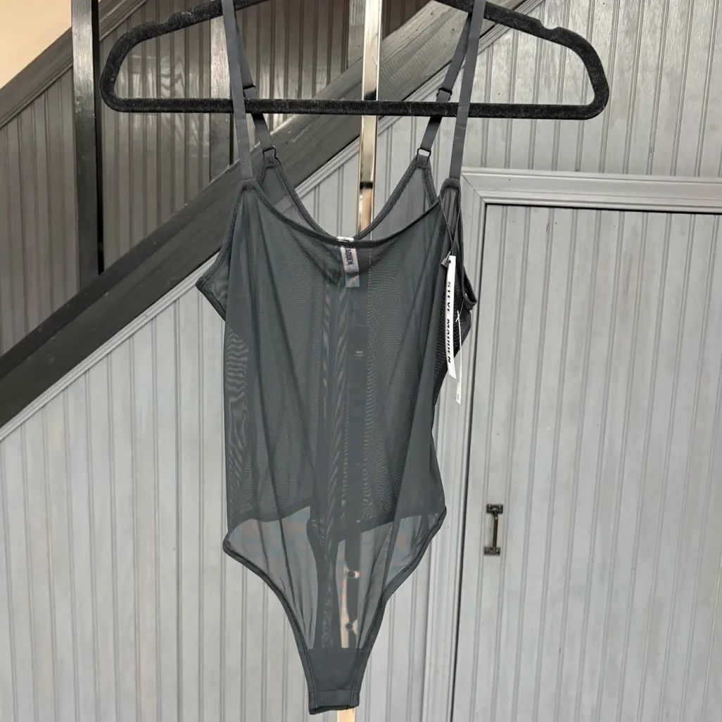 Steve Madden Black Sheer Mesh Thong Bodysuit Size Large NWT - Image 8
