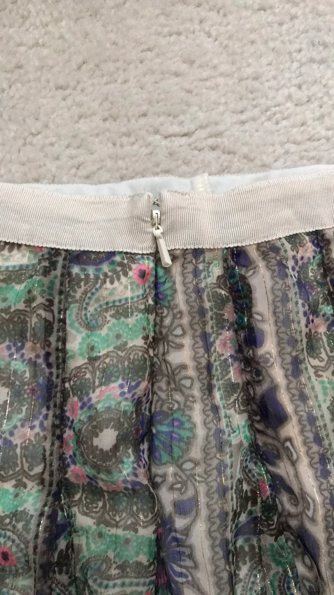 American Eagle Peacock Print Chiffon Flowy Skirt - Image 3
