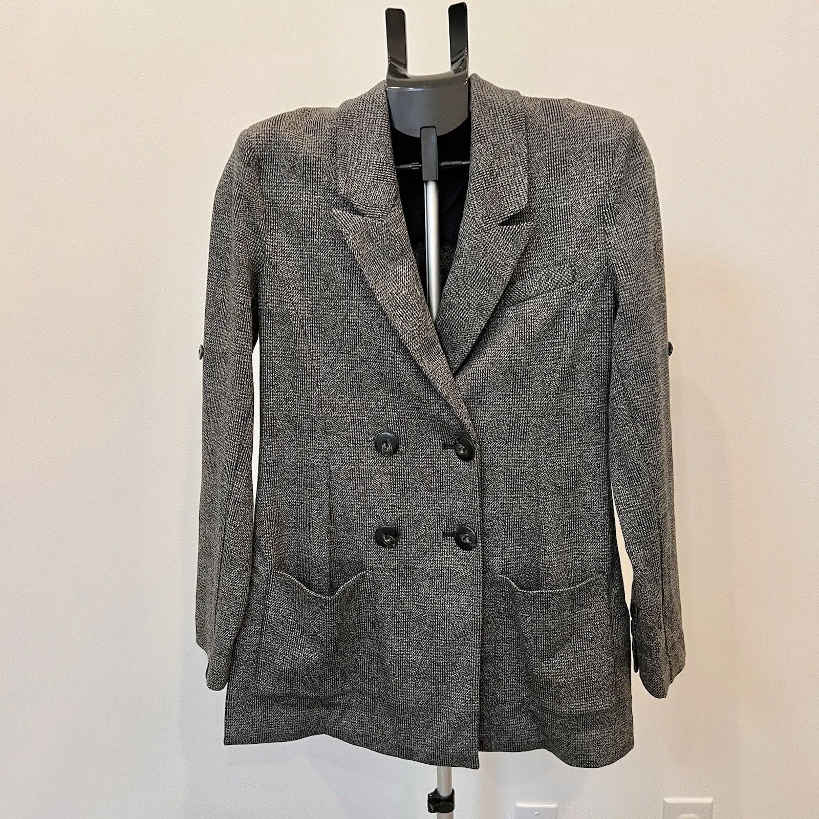 CAbi Bond 3728 Blazer Women Small Tweed Double Breasted Grey Plaid No Belt GUC - Image 5