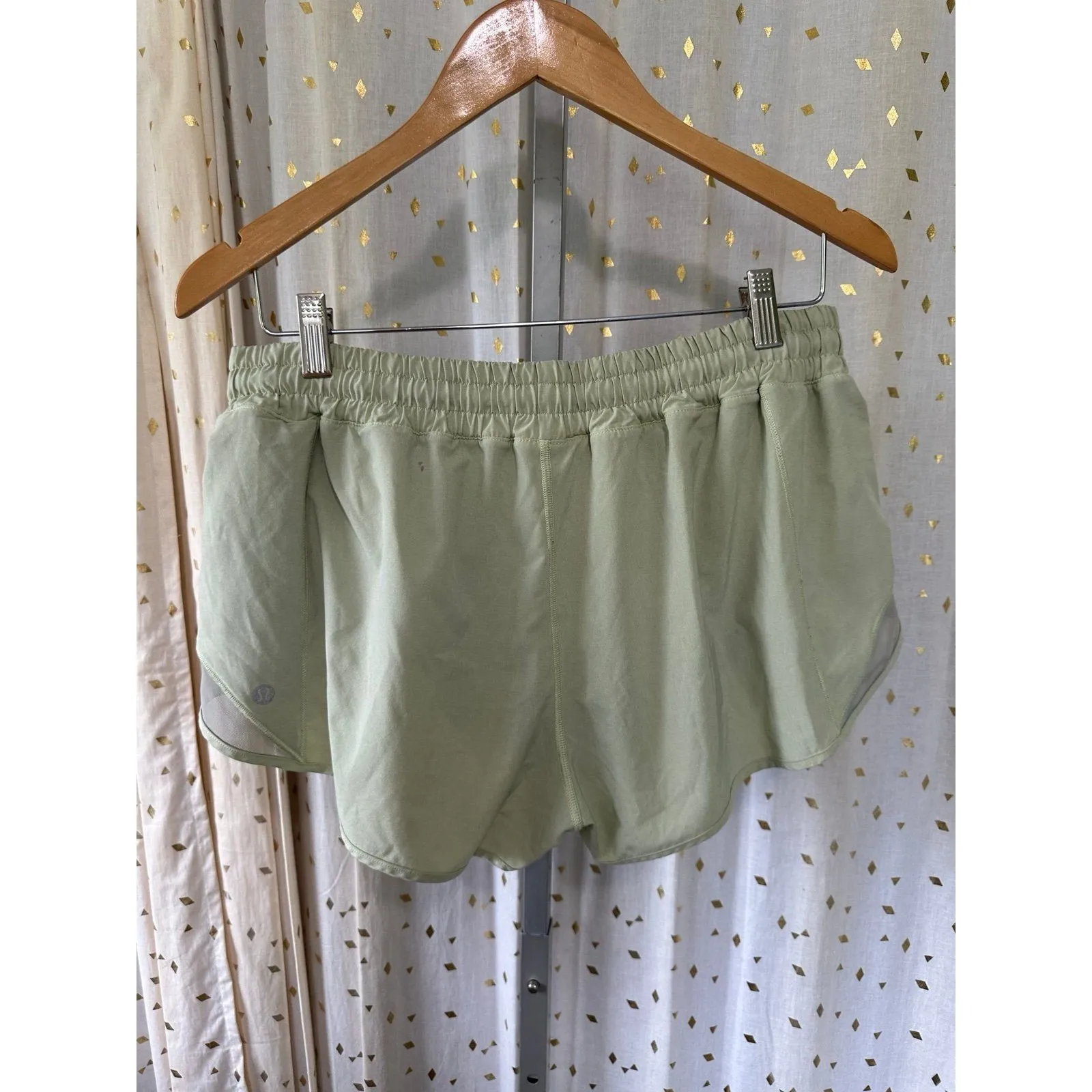 Lululemon Hotty Hot High-Rise Mesh Lined Brief Pull On Drawstring Shorts 14 - Image 3