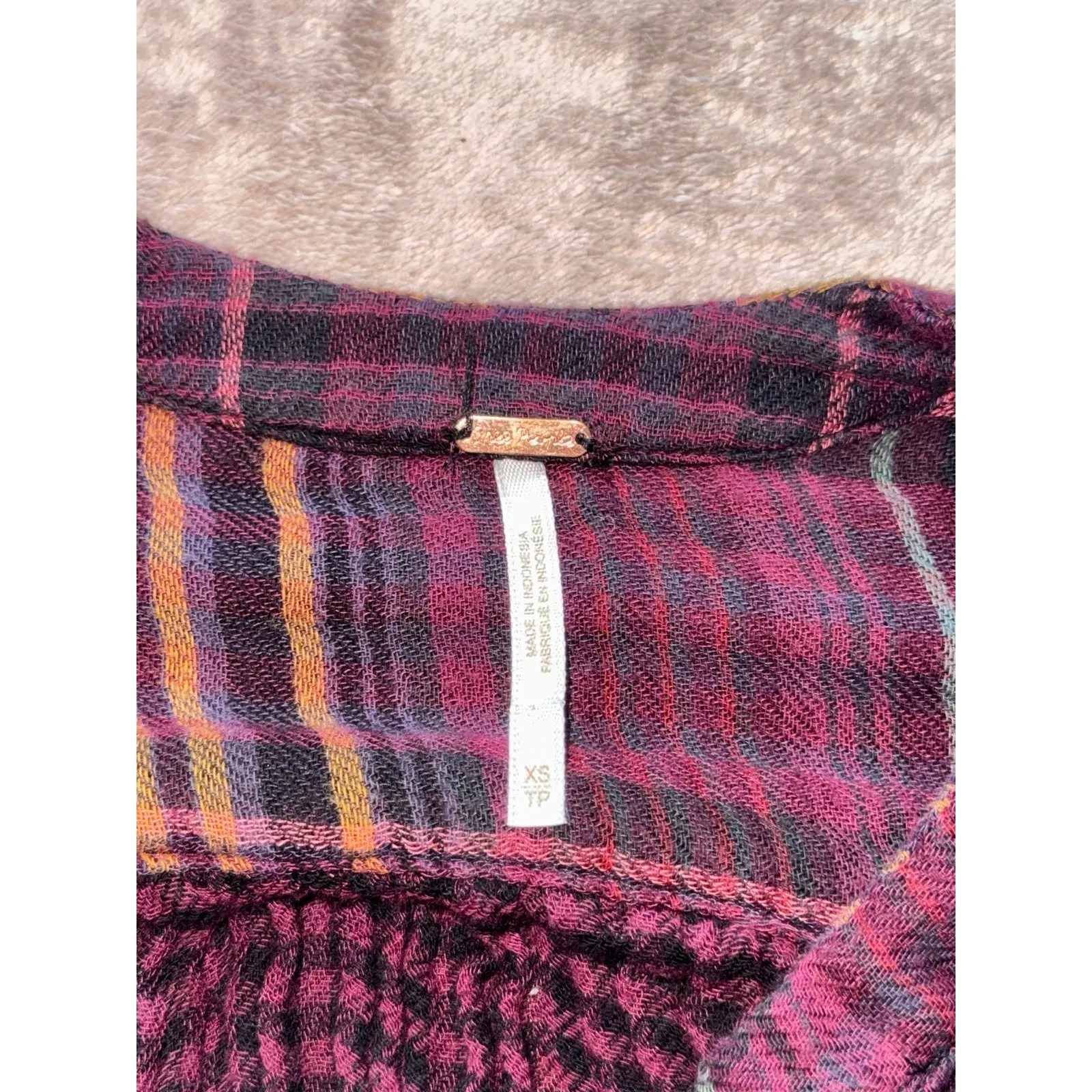 Free People come over Button Down blouse‎ Retail Size  X small - Image 3