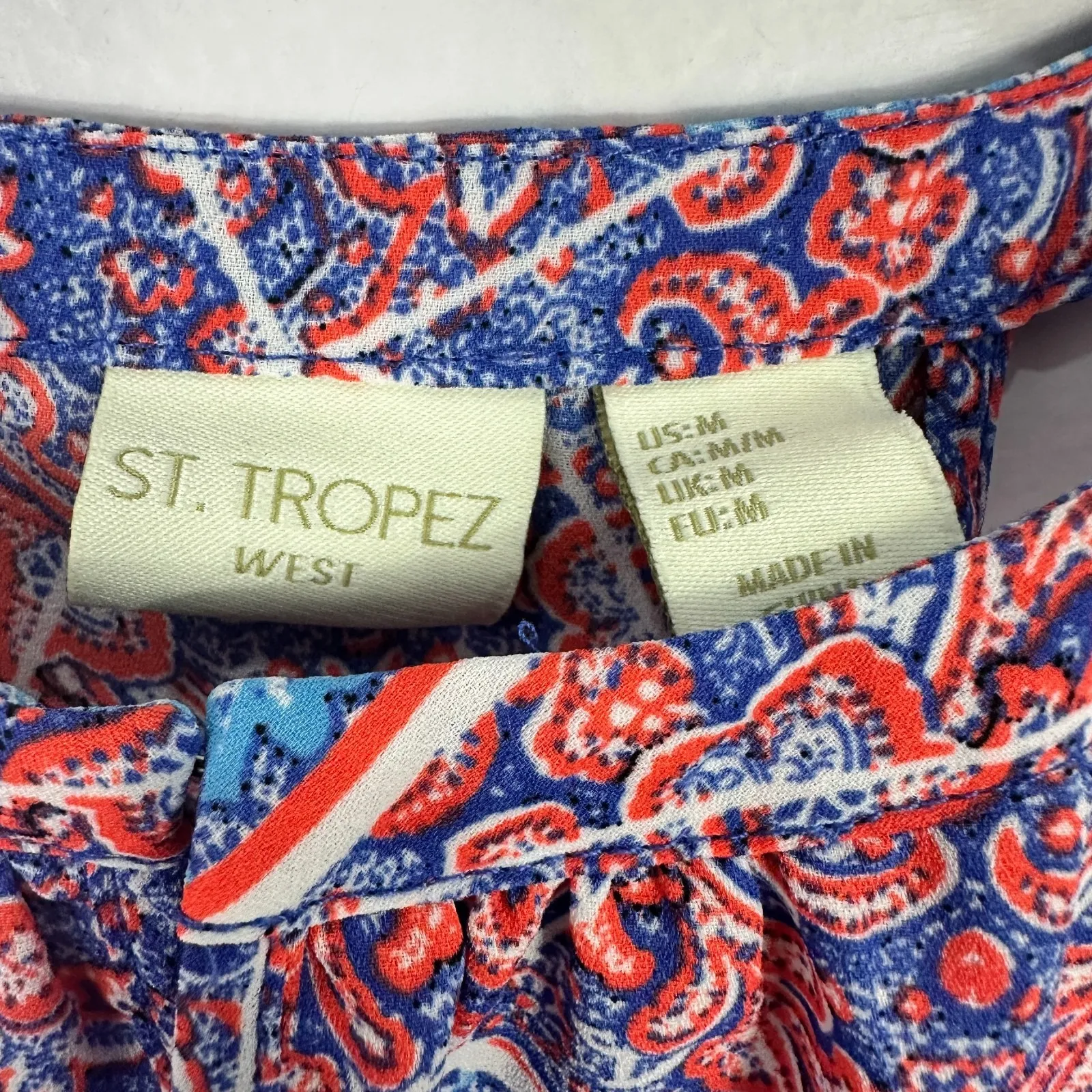 St Tropez West Sleeveless Top M Blue Paisley Boho Coastal Resort Vacation Beachy Size M - Image 2
