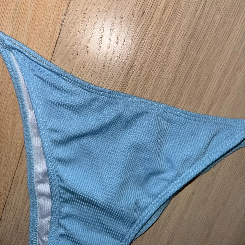 Baby Blue Bikini Swimsuit Size Small NWOT - Image 3