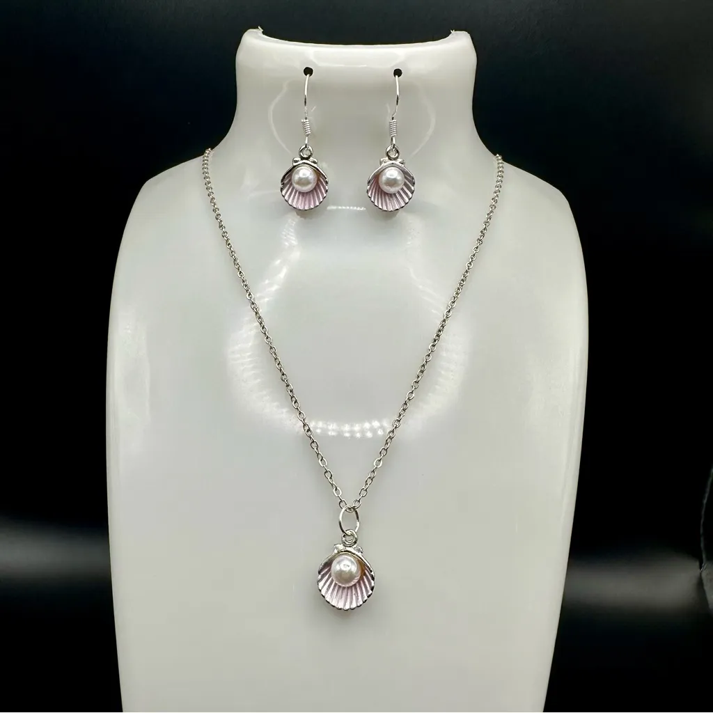 Elegant Silver and Pink Shell Jewelry Set - Image 4
