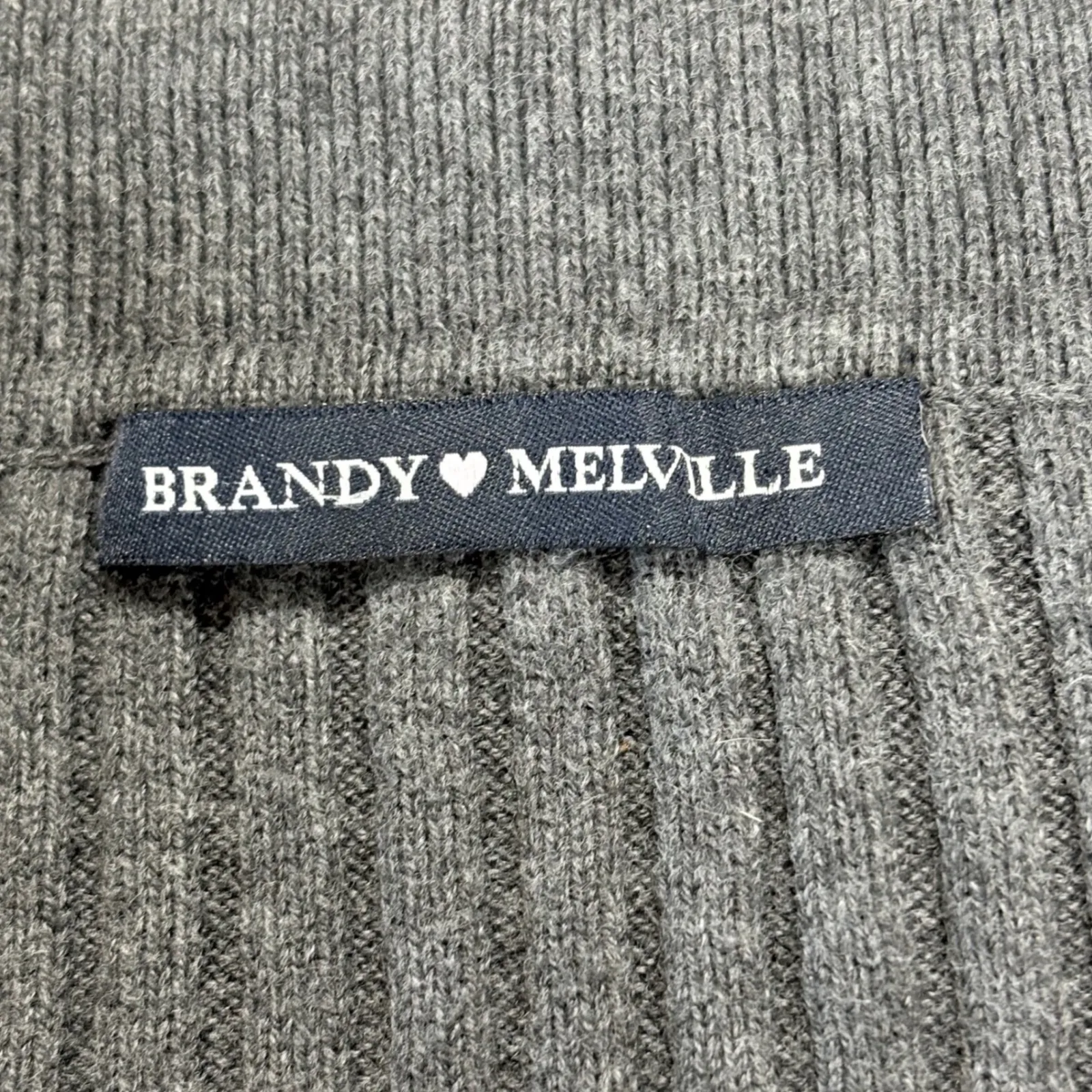 Brandy Melville Gray Ribbed Crop Button Cardigan Sweater Raw Hem XS/S Stretch - Image 6
