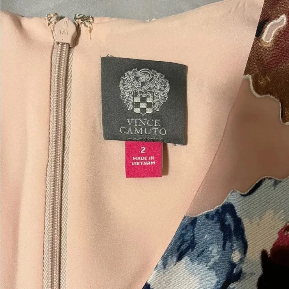 Vince Camuto Dress - Image 3