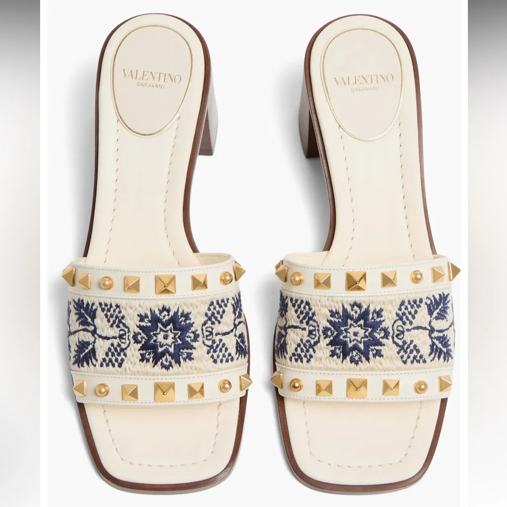 NWT Valentino Garavani County Slide Sandal Cream and Blue Embroidered Mules - Image 3