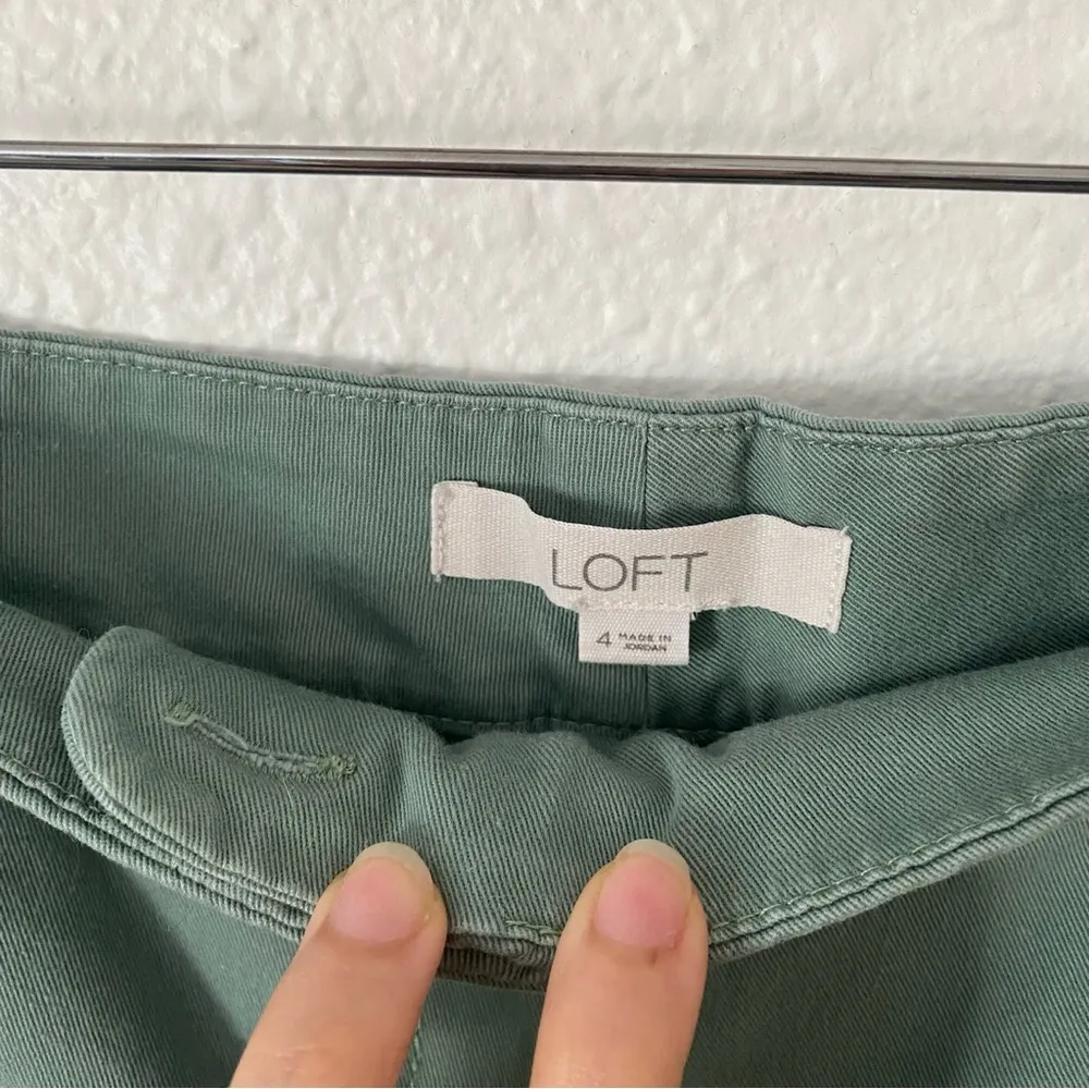 Ann Taylor  the Riviera Short, teal aqua green chino size 4 - Image 4