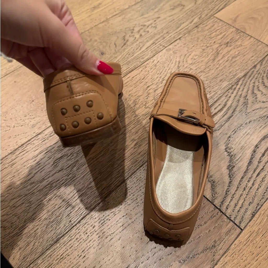 Tod’s Leather Driving Loafers Size 37.5 - Image 5