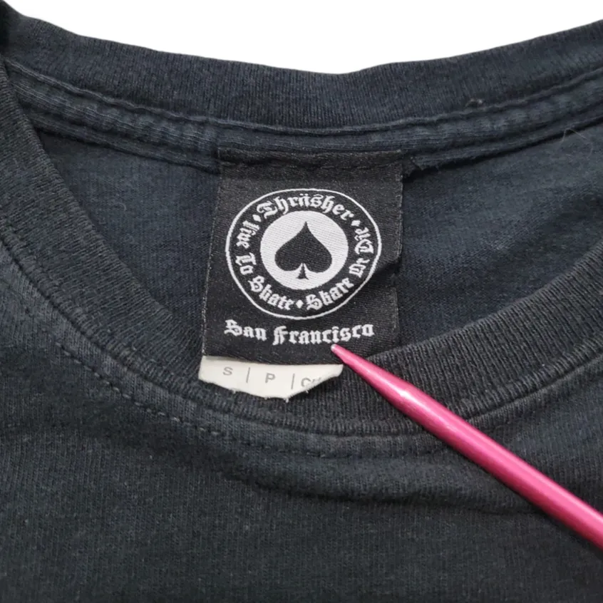 Magazine Shirt Size Small Skater Tee Graphic Print T-Shirt Grungy Faded Unisex T-Shirt - Image 6