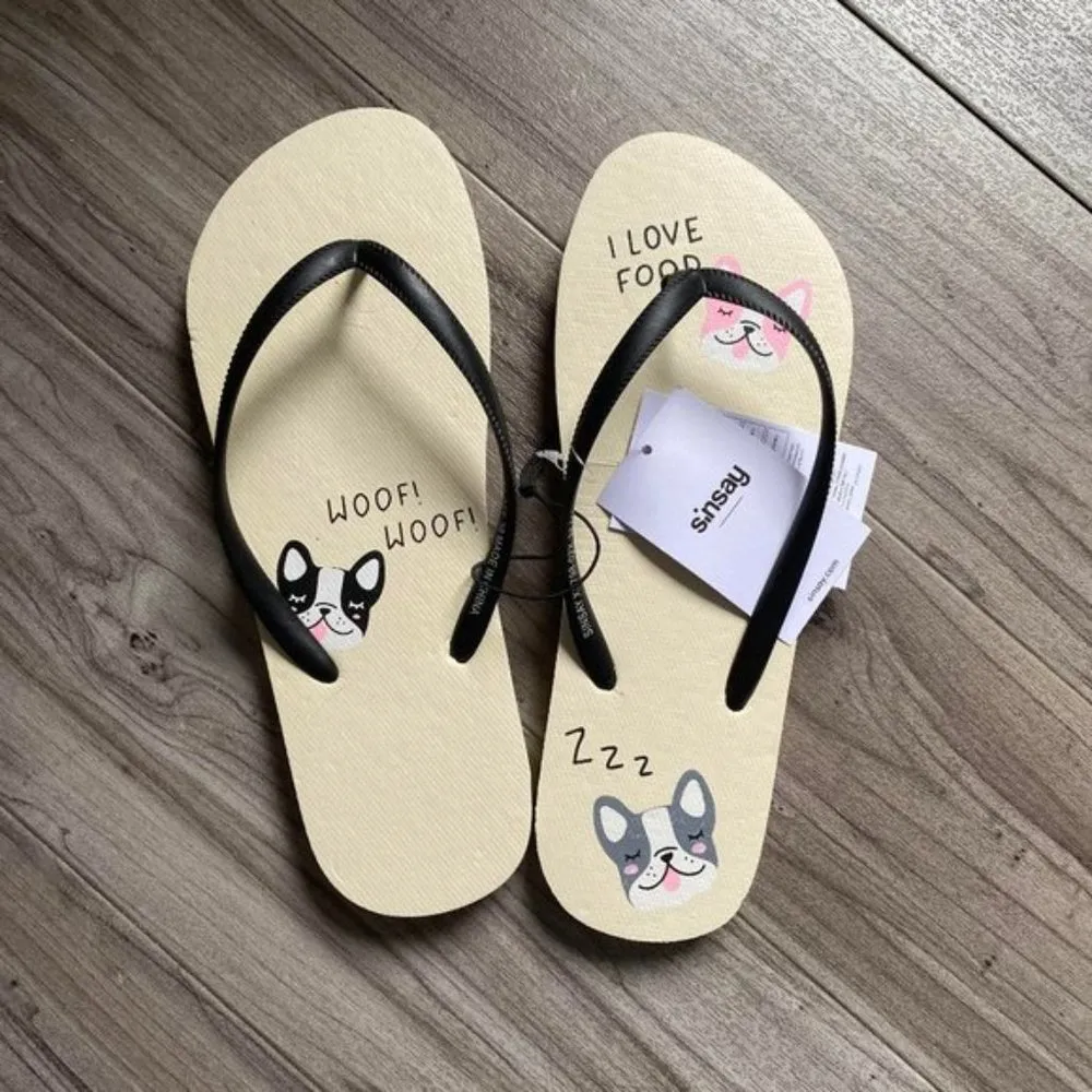 NWT Pug Motif Flip Flops Size 10 - Image 2