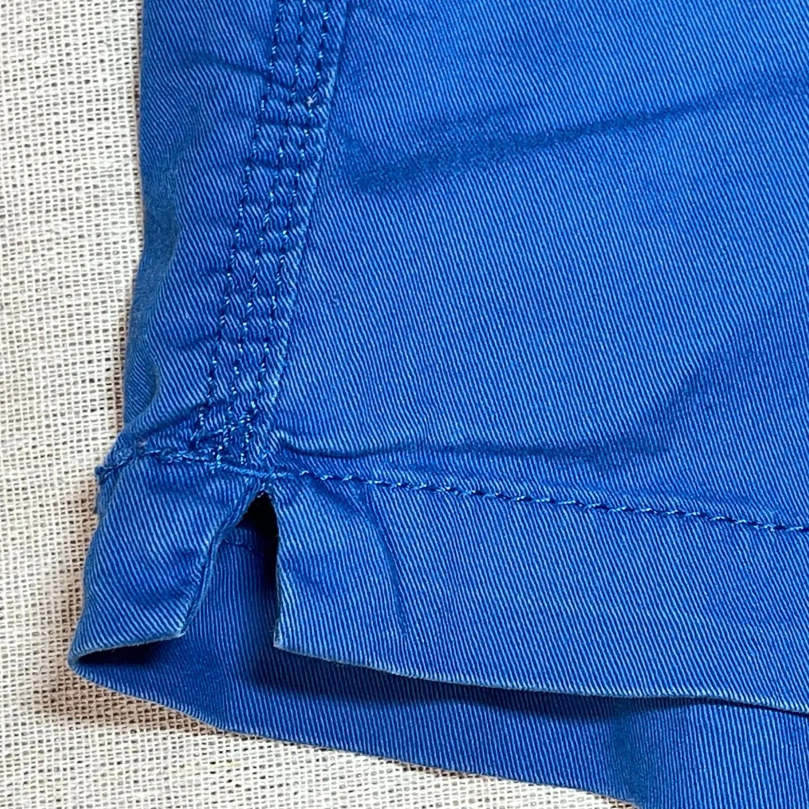 ELLE Royal Blue Chino Shorts - Size 6 - Image 5