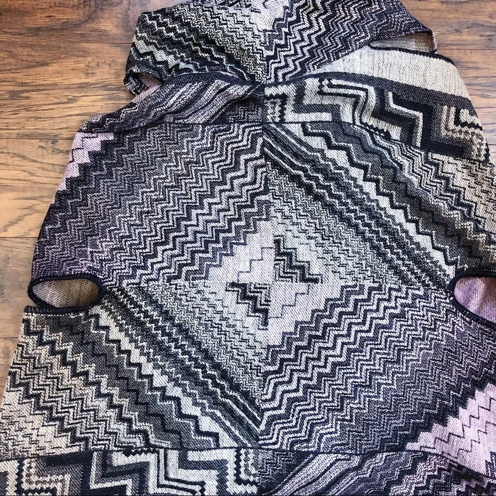Missoni • Zigzag Wool Scarf Cape vest poncho Italian luxury designer pink tan - Image 13