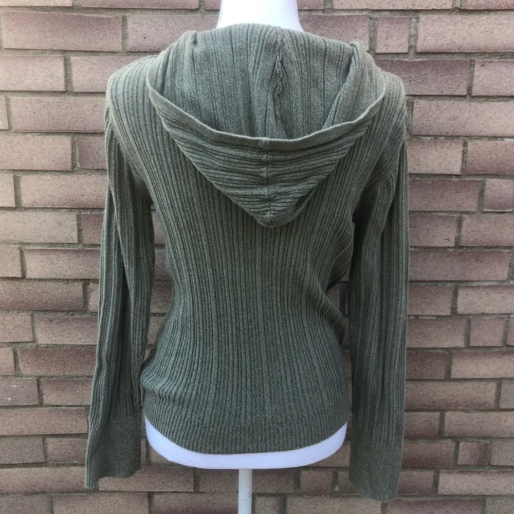 Natural Reflections Green hooded sweater Size Medium - Image 5