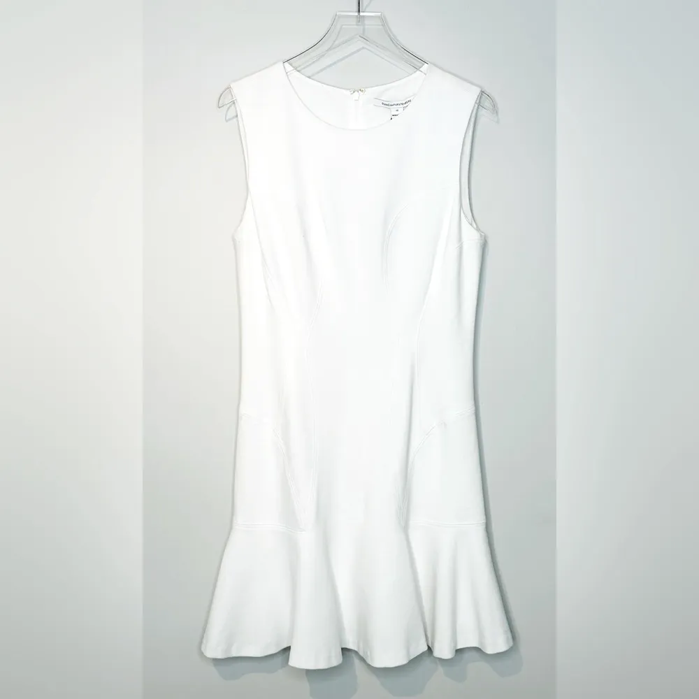 Diane Von Furstenberg White Sleeveless Dress - Image 12